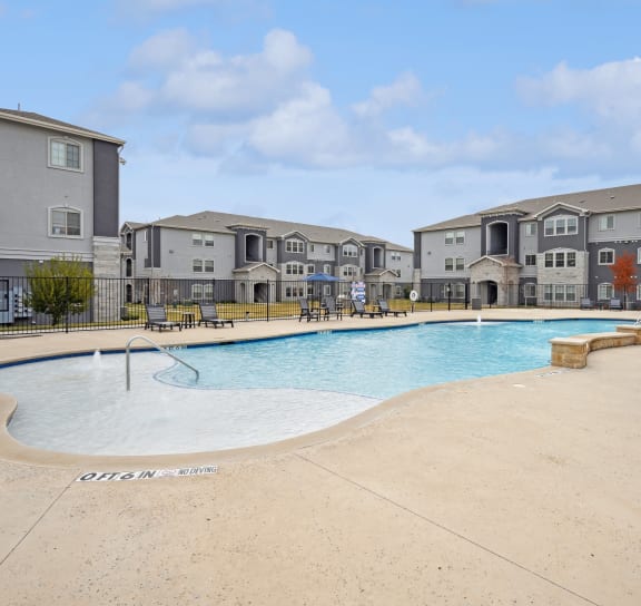 Lake Villas Apartments Apartments in Granbury, TX
